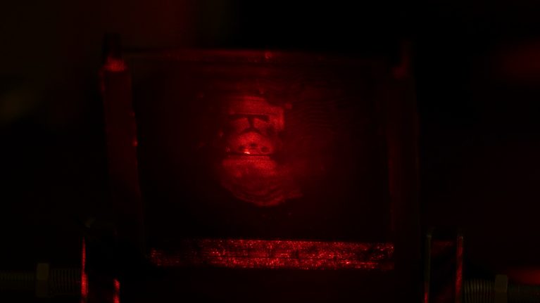 Hologramm einer Spielzeugfigur